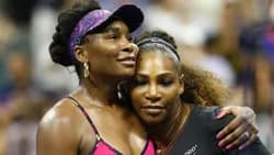 Quatro anos depois: irmãs Serena e Venus Williams voltam a jogar juntas